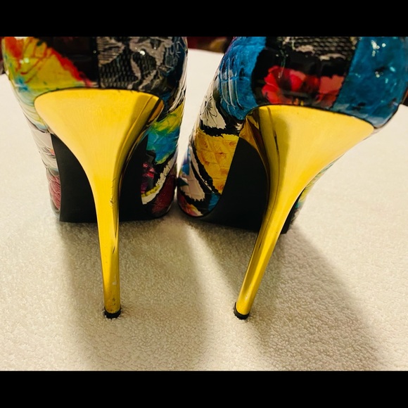 Brand New Super Glamorous Heels By PRIVILEGED - box 32 - Picture 4 of 5